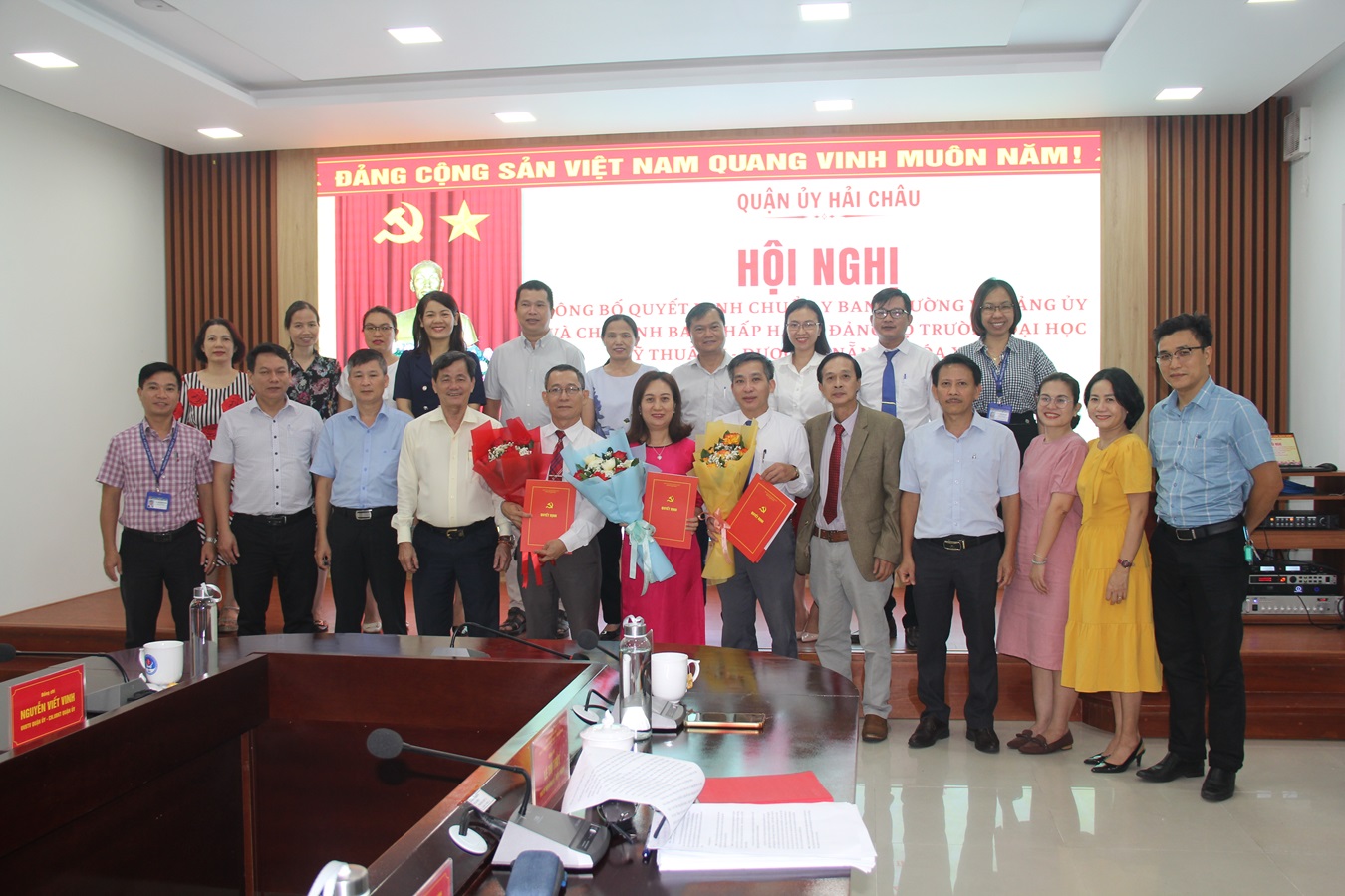 Trường Đại học Kỹ thuật Y - Dược Đà Nẵng tổ chức Hội nghị công bố Quyết định Chuẩn y Ban Thường vụ Đảng ủy và Ban Chấp hành Đảng bộ 