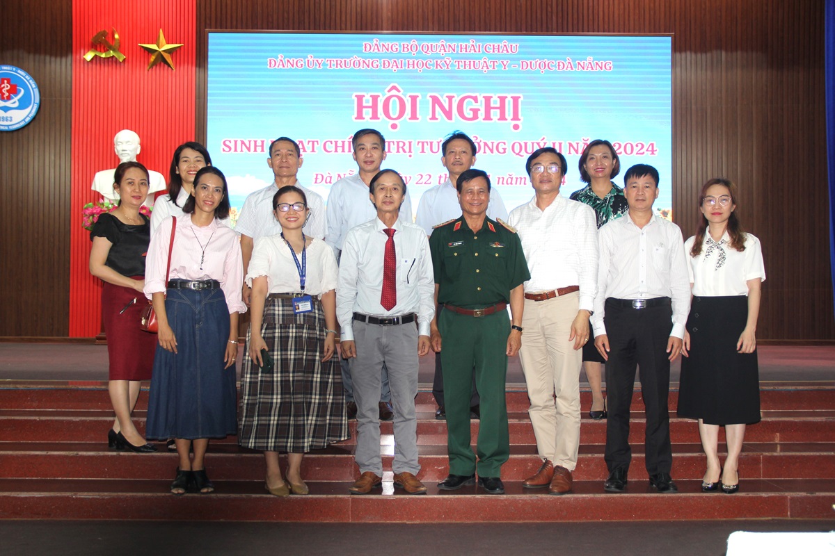 Đảng ủy Trường Đại học Kỹ thuật Y - Dược Đà Nẵng tổ chức hội nghị sinh hoạt chính trị tư tưởng Đảng bộ mở rộng, quý II năm 2024