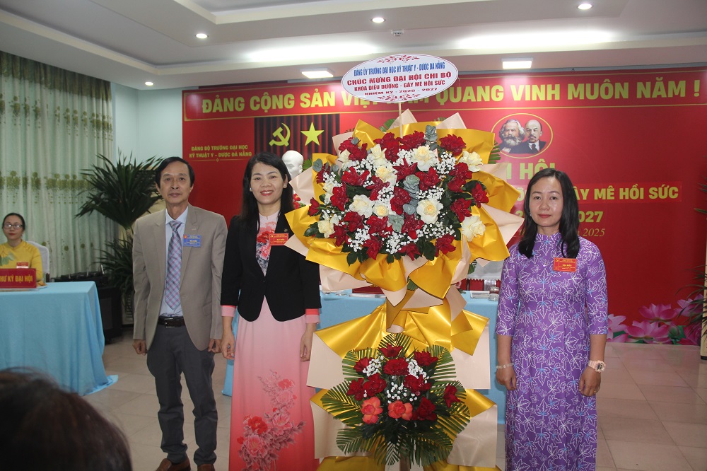 Đại hội Chi bộ Khoa Điều dưỡng - Gây mê hồi sức nhiệm kỳ 2025 - 2027