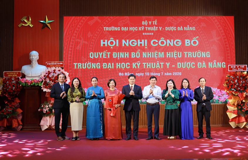 Appointment of Rector of Da Nang University of Medical Technology and Pharmacy