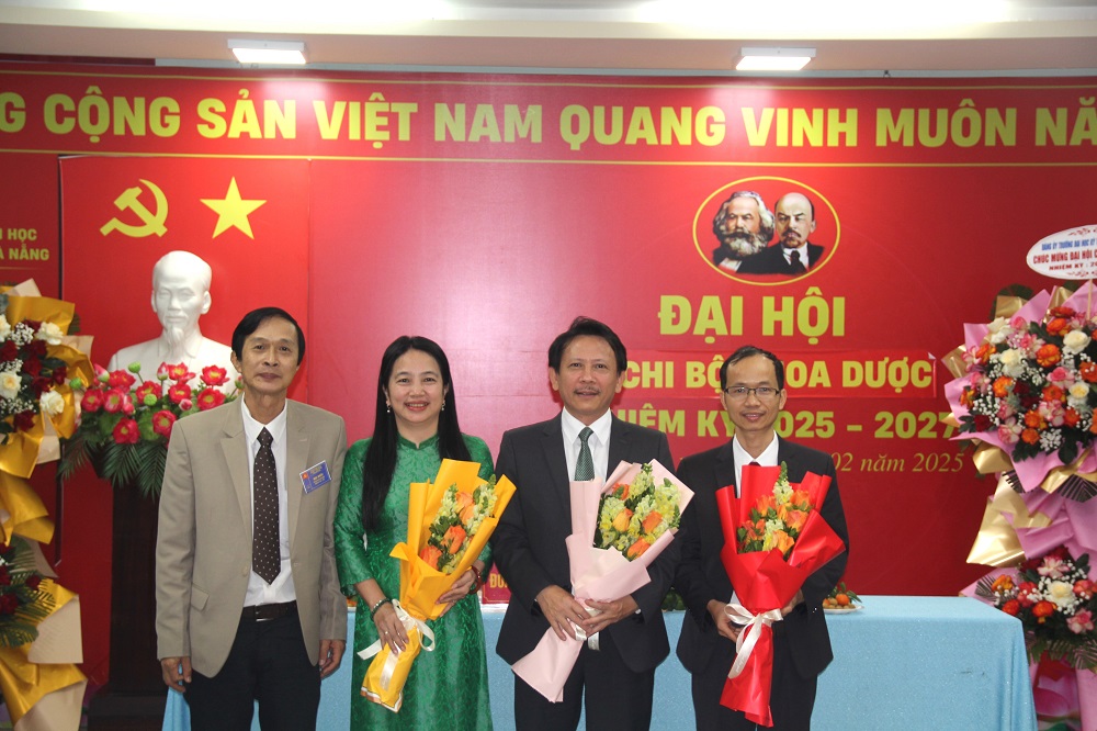 Hoàn thành đại hội các chi bộ trực thuộc, nhiệm kỳ 2025 - 2027 đảm bảo đúng quy trình, tiến độ