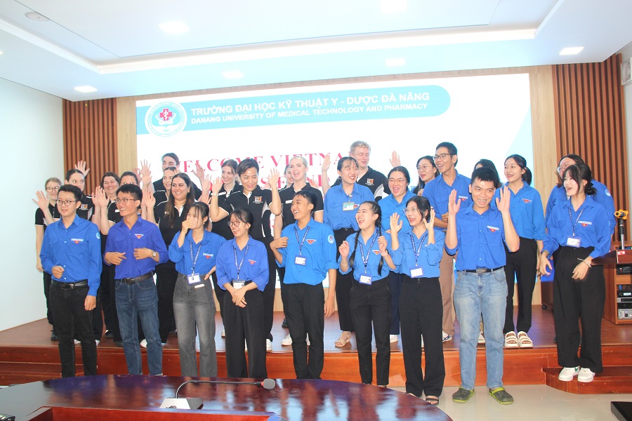CHƯƠNG TRÌNH GIAO LƯU VỚI TỔ CHỨC VIETNAM CHILDREN’S FUND VÀ TRƯỜNG ĐẠI EDITH COWAN, ÚC (ECU)