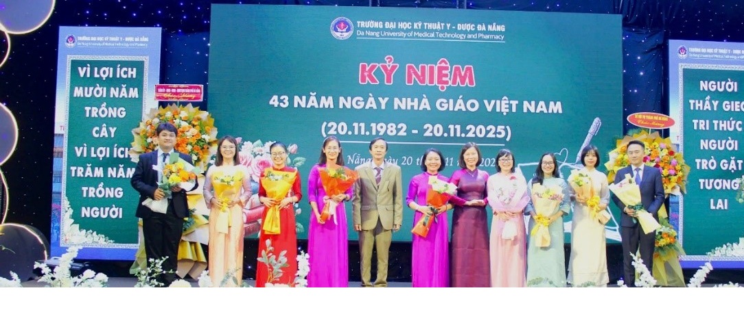 Vinh danh tân nghiên cứu sinh và tiến sĩ mới năm 2025