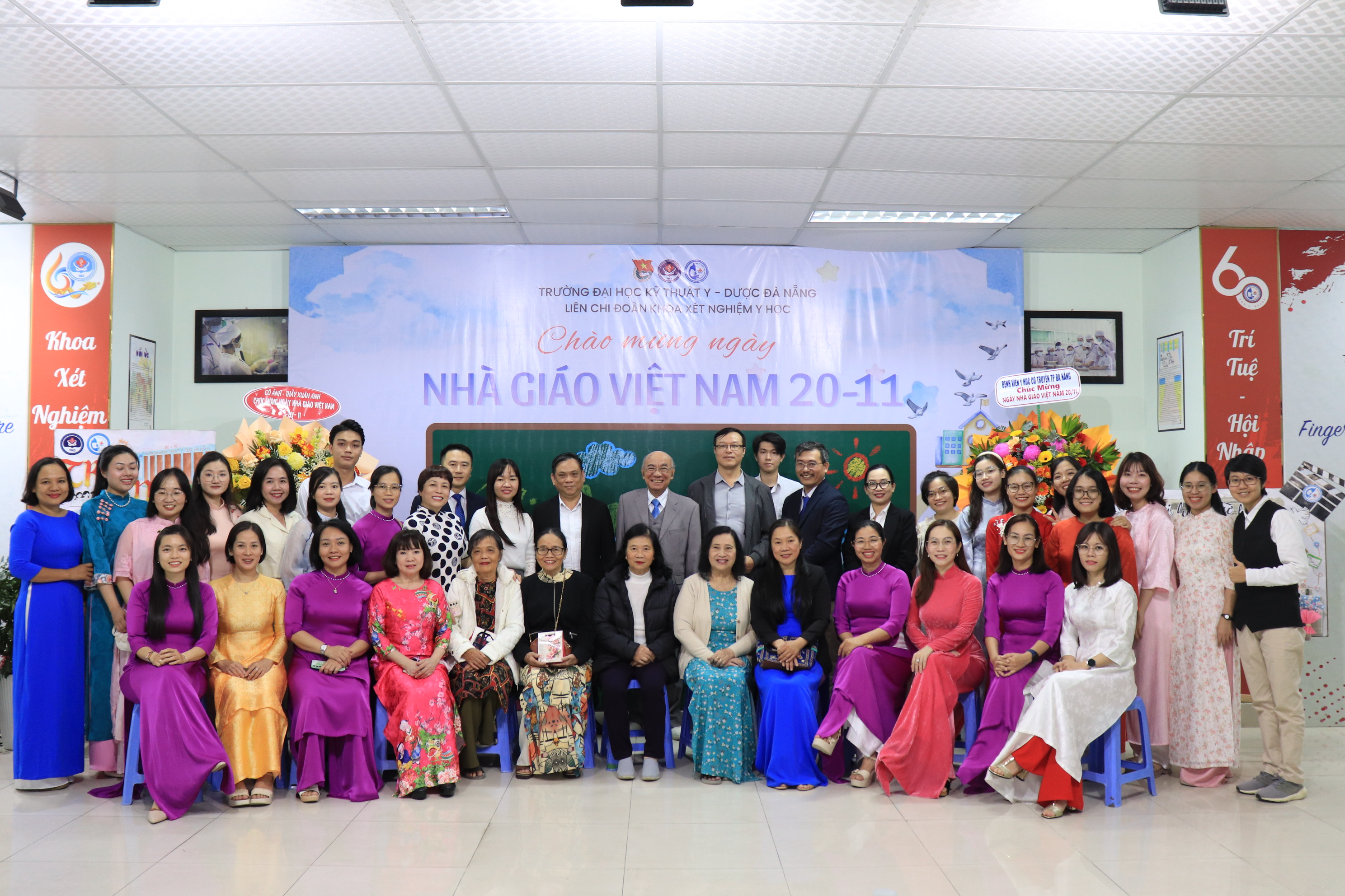 KHOA XÉT NGHIỆM Y HỌC KỶ NIỆM NGÀY NHÀ GIÁO VIỆT NAM 20/11/2025