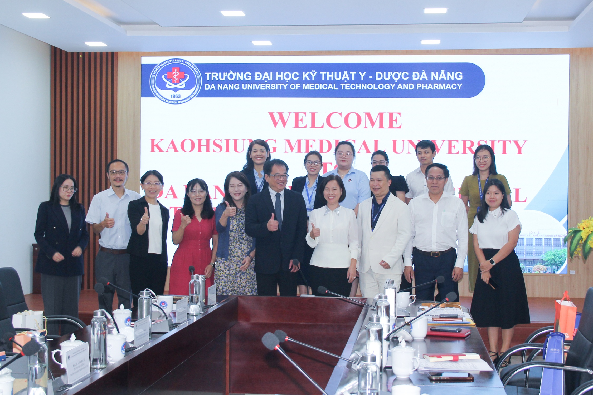 Trường Đại học Kỹ thuật Y - Dược Đà Nẵng tiếp và làm việc với Trường Đại học Y khoa Cao Hùng, Đài Loan