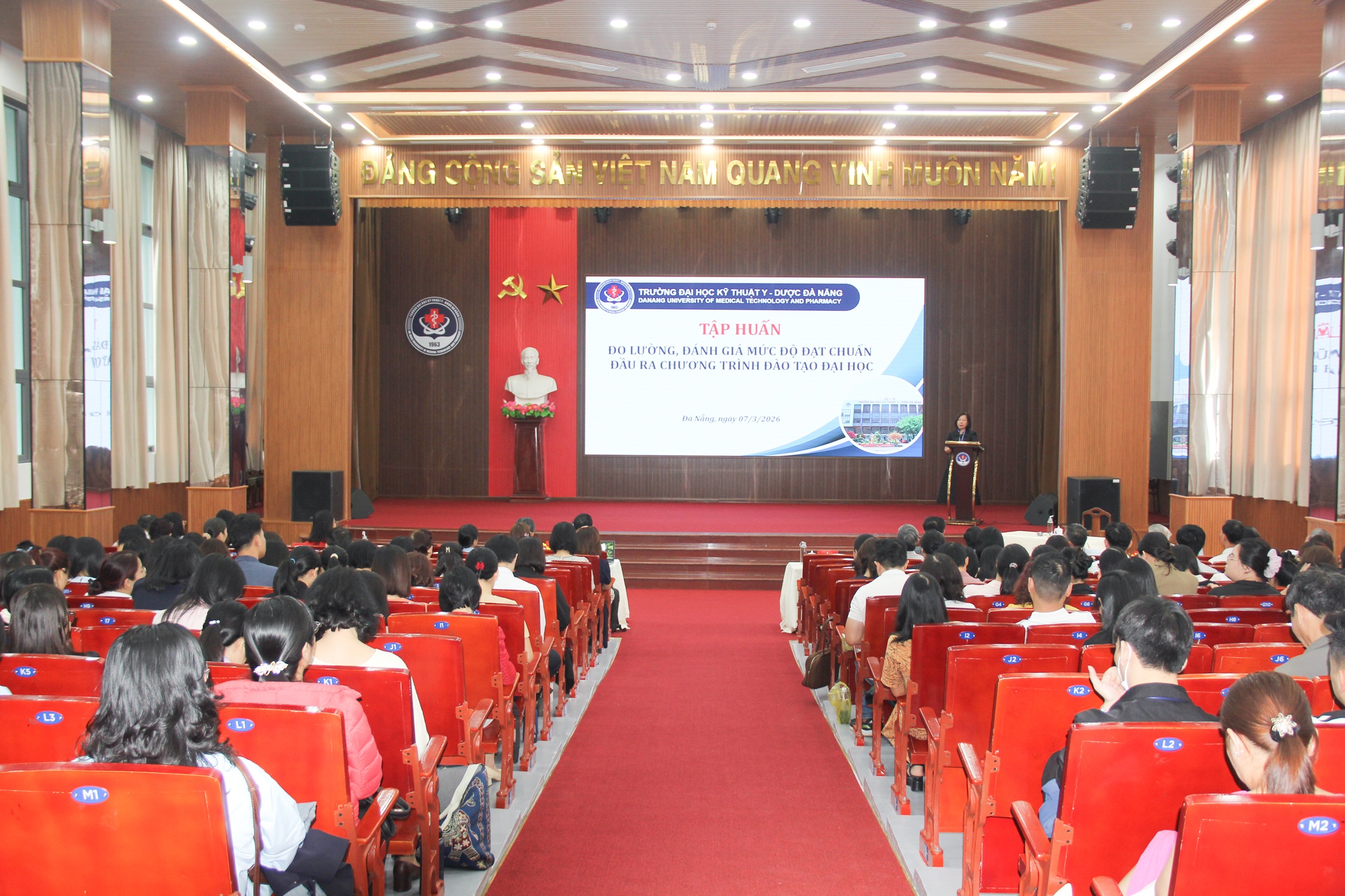ĐẨY MẠNH CHUYỂN ĐỔI SỐ TRONG CÔNG TÁC ĐẢM BẢO CHẤT LƯỢNG GIÁO DỤC ĐẠI HỌC