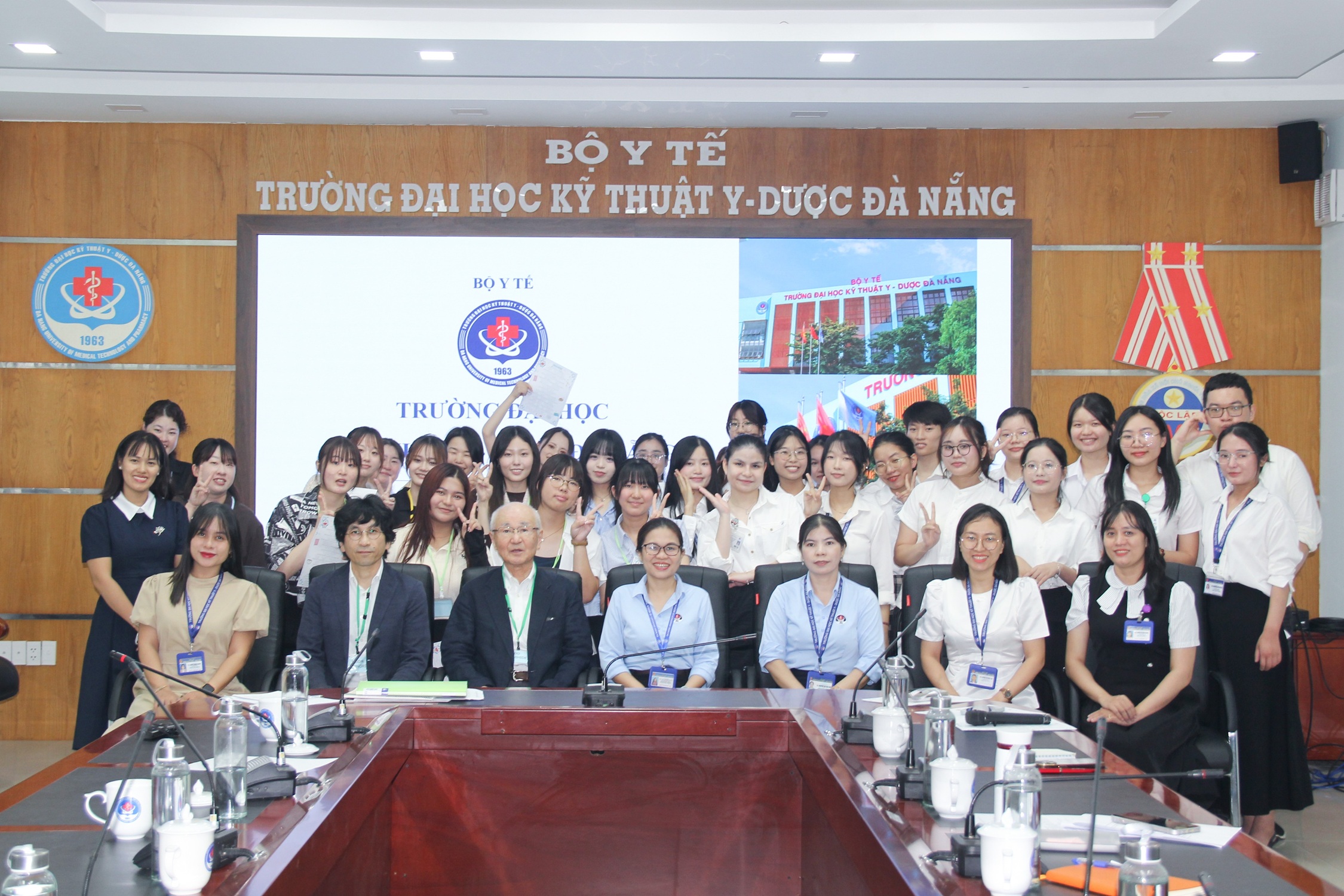 Trường Đại học Kỹ thuật Y - Dược Đà Nẵng giao lưu, trao đổi với Trường Đại học Chubu Gakuin, Nhật Bản
