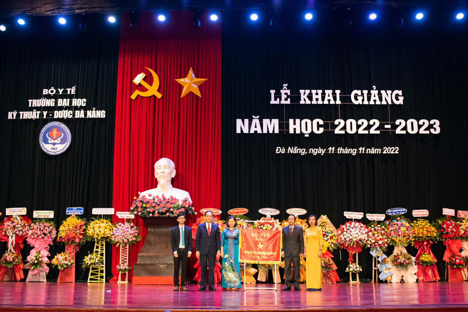 Khai giảng năm học 2023